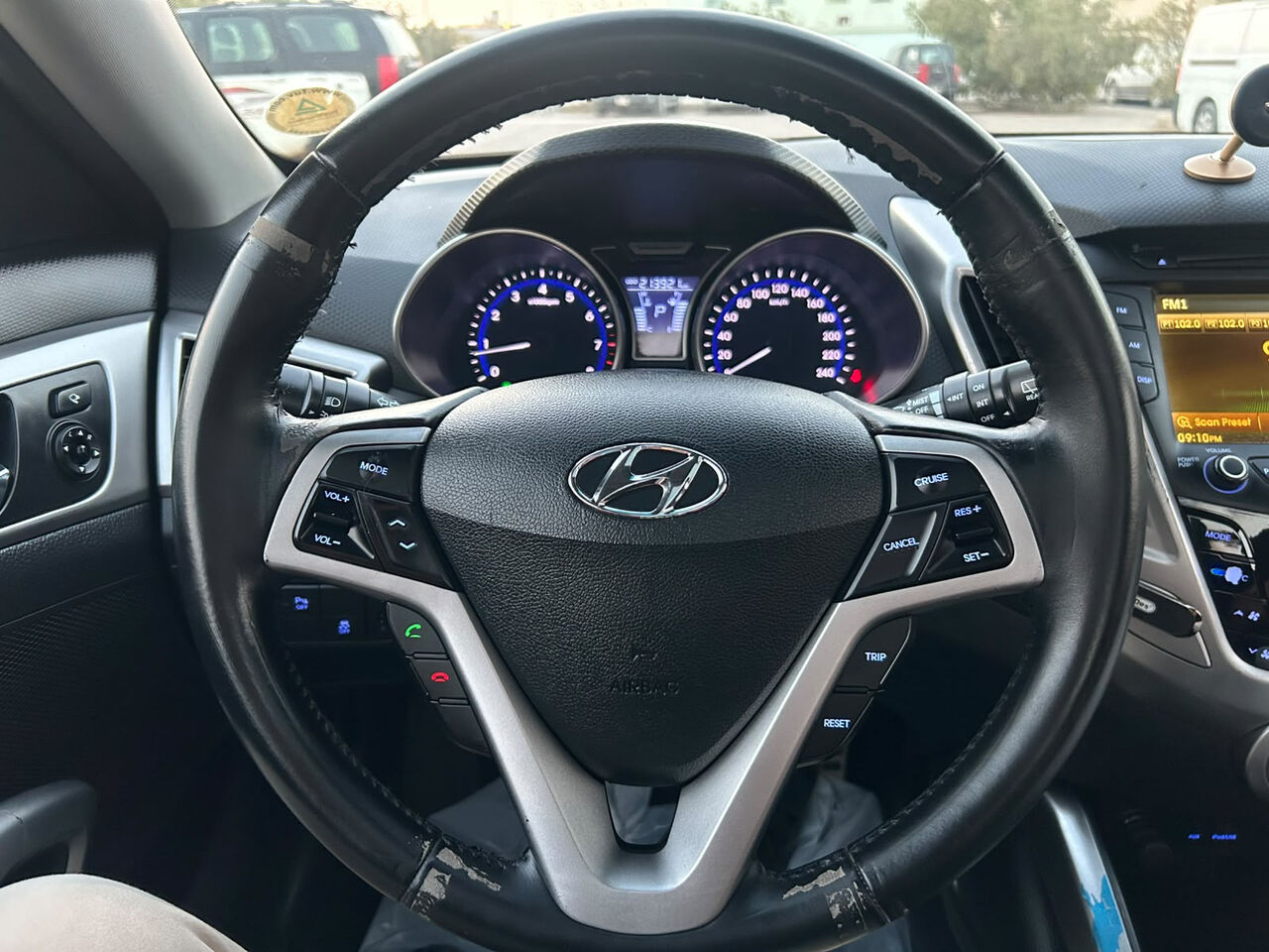 Riyadh, Vehicles, Cars & Trucks , SAR 25000,  Hyundai Veloster,  2015,  Automatic,  215000 KM,    For Sale