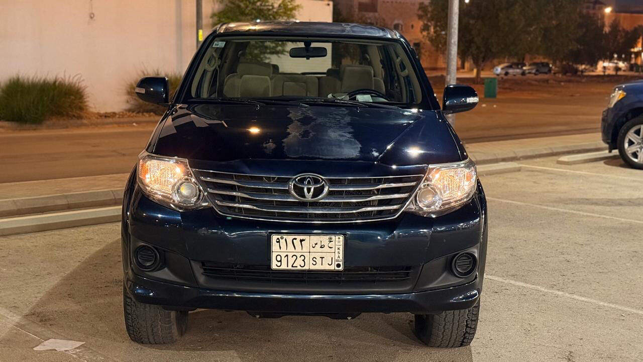 Riyadh, Vehicles, Cars & Trucks , SAR 55000,  Toyota Fortuner,  2015,  Automatic,  170000 KM,    For Sale