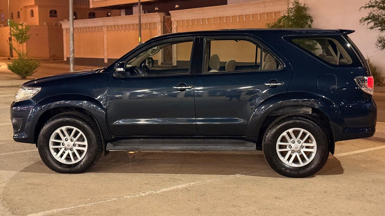 Riyadh, Vehicles, Cars & Trucks , SAR 55000,  Toyota Fortuner,  2015,  Automatic,  170000 KM,    For Sale