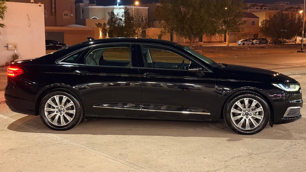 Riyadh, Vehicles, Cars & Trucks , SAR 84000,  Ford Taurus,  2021,  Automatic,  53000 KM,