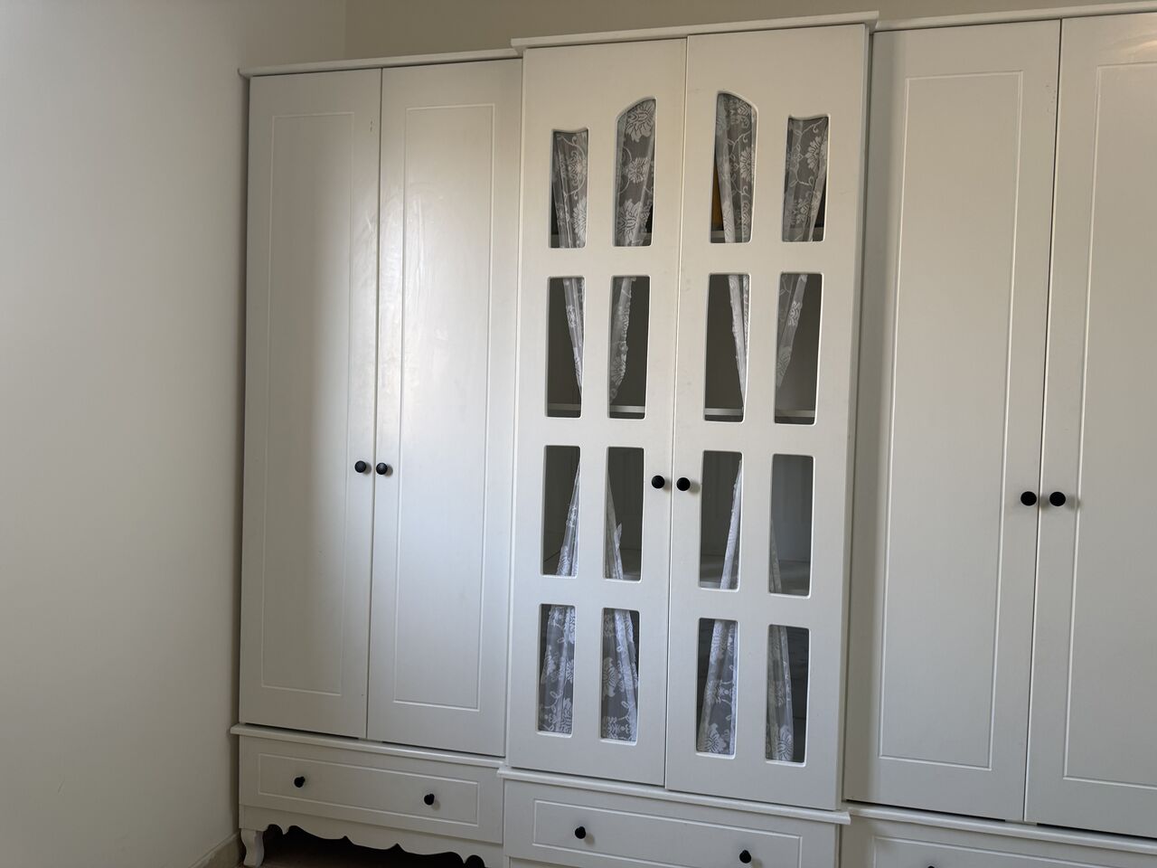 Al Malaz, Household Items, SAR 2750,  King Bed, 6 Door Almirah, Dishwasher, Vaccume Cleaner Etc