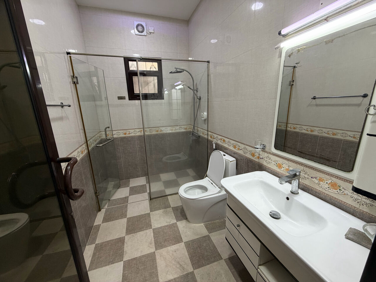 Tubli, Apartments, Flats, Houses & Villas, BHD 260/month,  3 BR,  3 Bedroom Flat For Rent Without Ewa