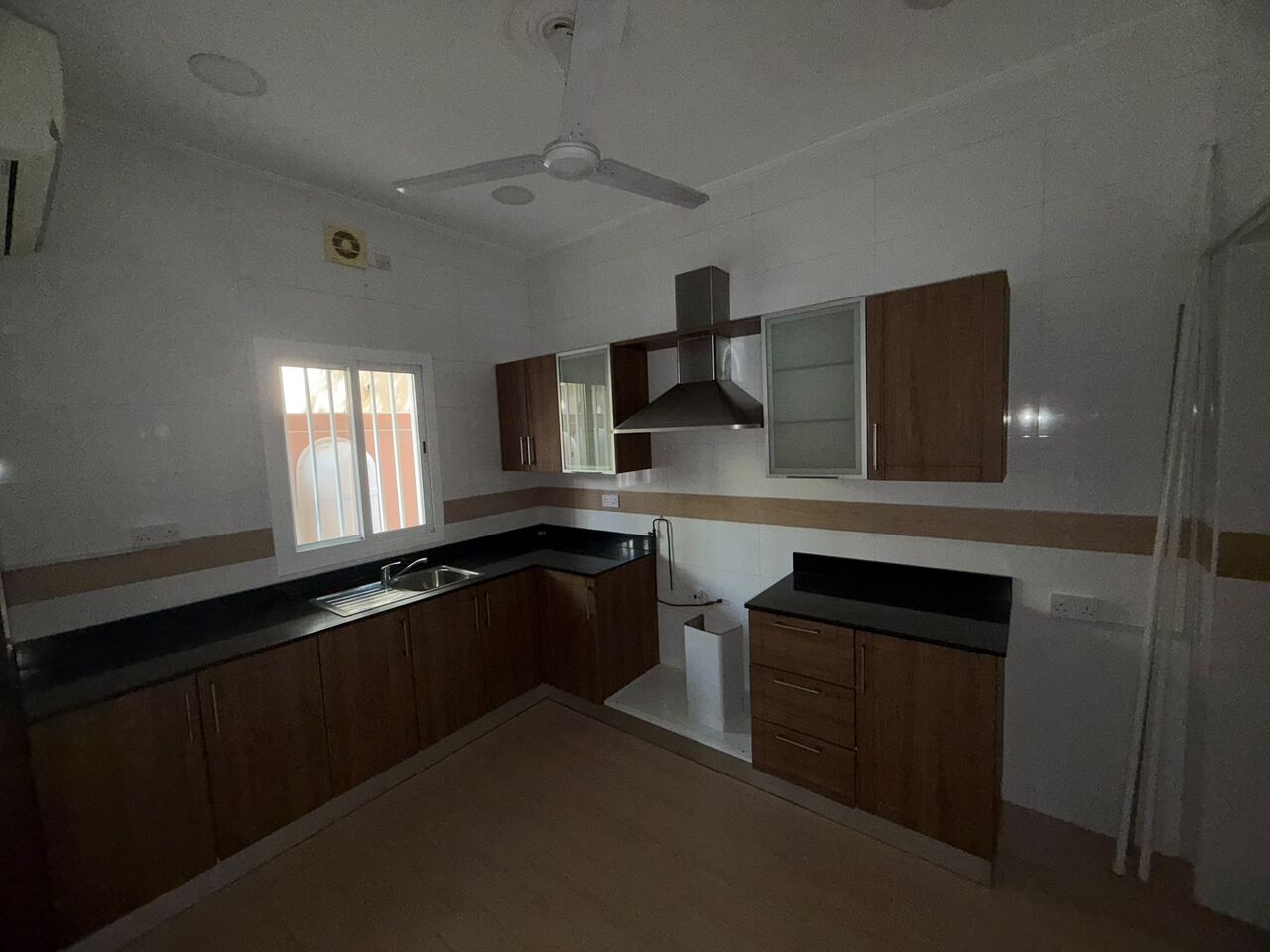 Tubli, Apartments, Flats, Houses & Villas, BHD 220/month,  2 BR,  2BHK Semi Furnished Flat Available For Rent In Tubli @ 220 BD