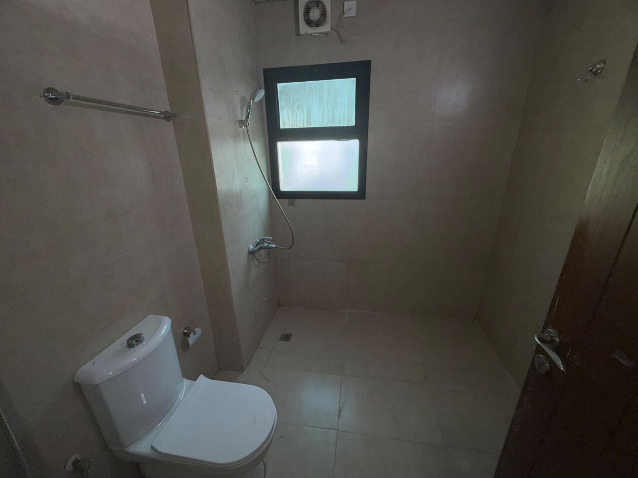 Tubli, Apartments, Flats, Houses & Villas, BHD 300/month,  3 BR,  3 BHK For 300 BD With EWA Location Tubli