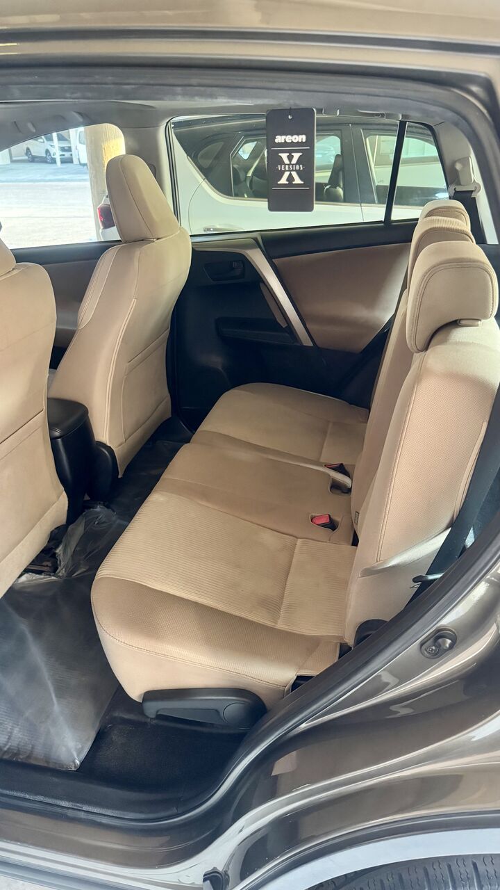 Dammam, Vehicles, Cars & Trucks , SAR 40000,  Toyota RAV4,  2014,  Automatic,  160000 KM,
