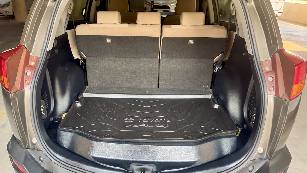 Dammam, Vehicles, Cars & Trucks , SAR 40000,  Toyota RAV4,  2014,  Automatic,  160000 KM,