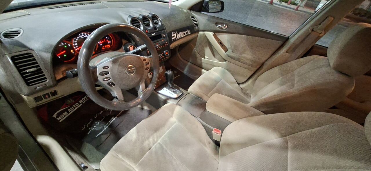 Hidd, Vehicles, Cars & Trucks , BHD 1050,  Nissan Altima,  2008,  Automatic,  220 KM,  For Sale  Full Option Sunroof