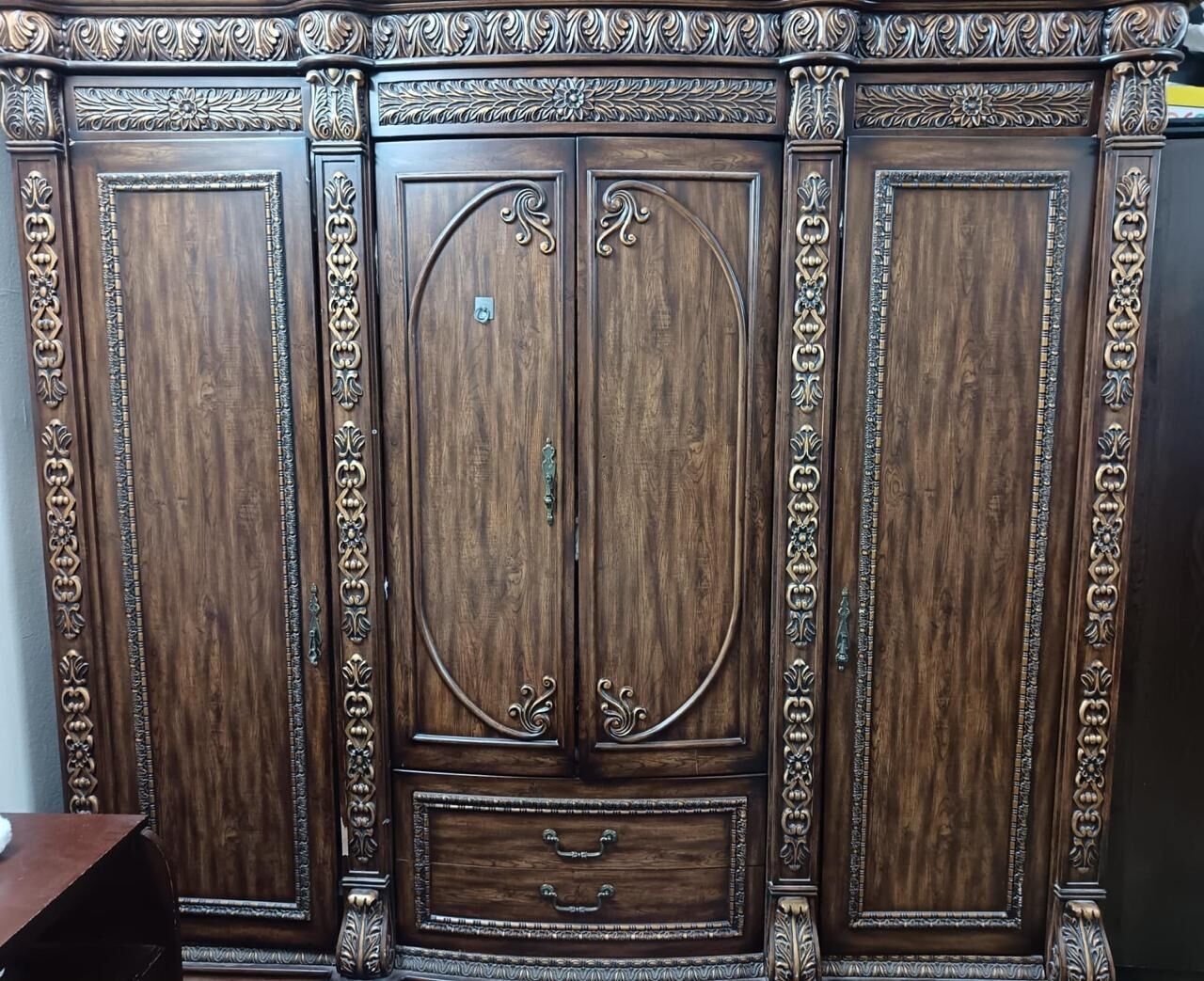 Riyadh, Furniture, SAR 1000,  King Size Bed Set Available