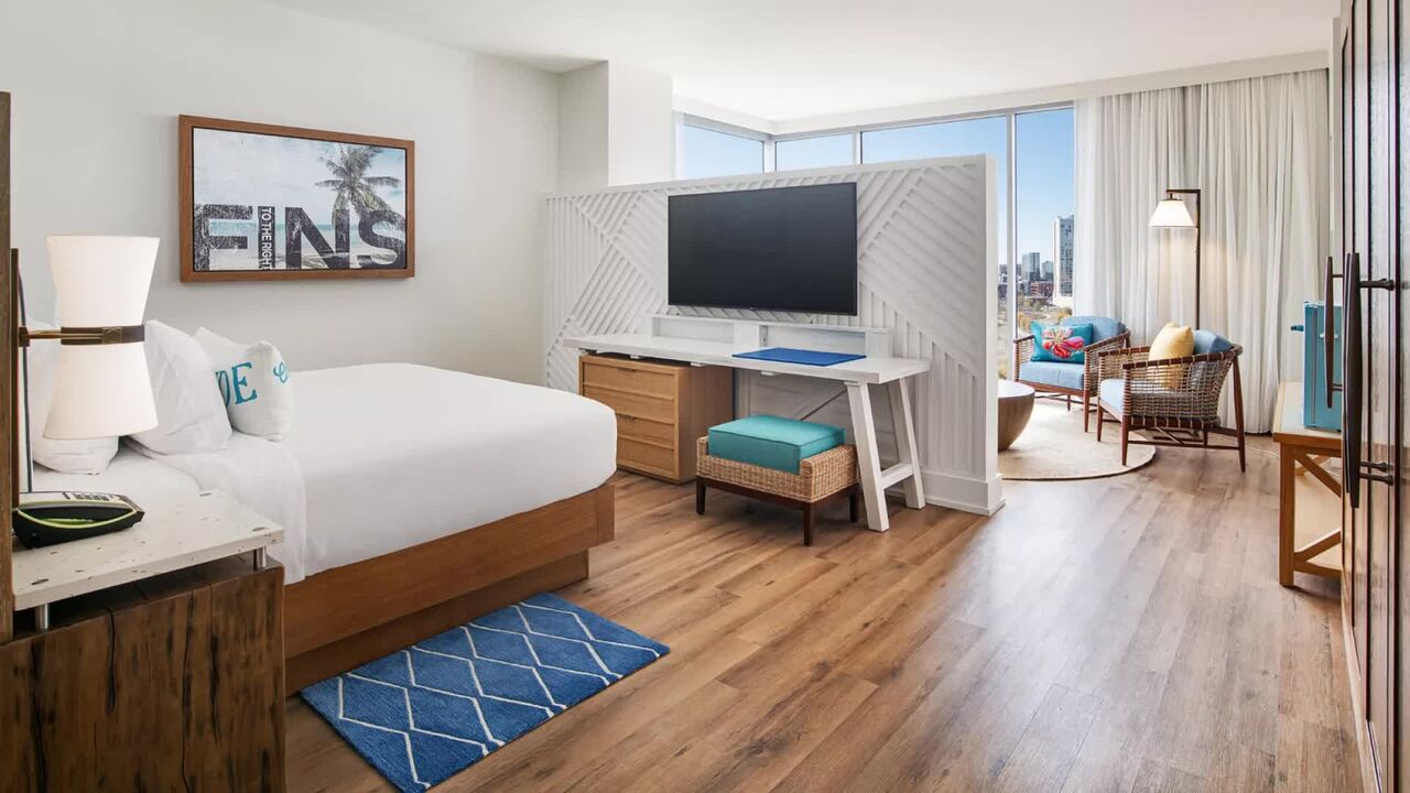New York, Restaurants, Luxury Suites In Downtown Nashville | Margaritaville Hotel