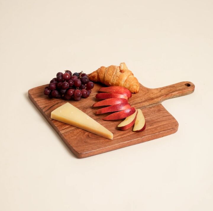New York, Household Items, USD 19,  Acacia Wood Chopping Board With Handle, 12x0.75x16"
