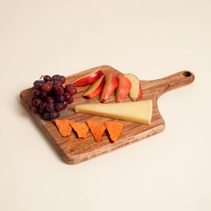 New York, Household Items, USD 17,  Acacia Wood Chopping Board With Handle, Cutting Board