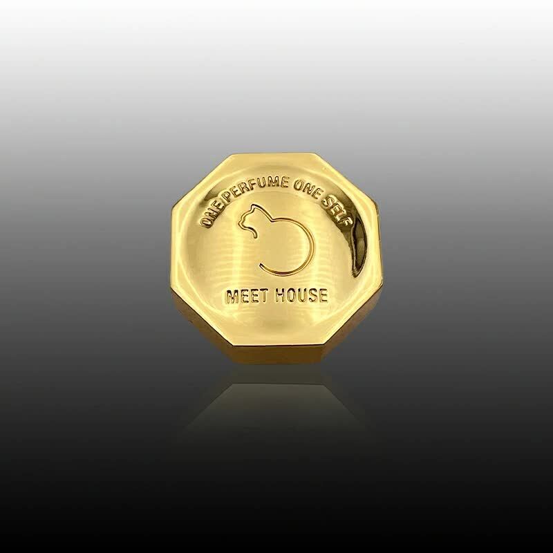 Los Angeles, Business Partners, Octagonal Embossed Gold Zamac Perfume Cap