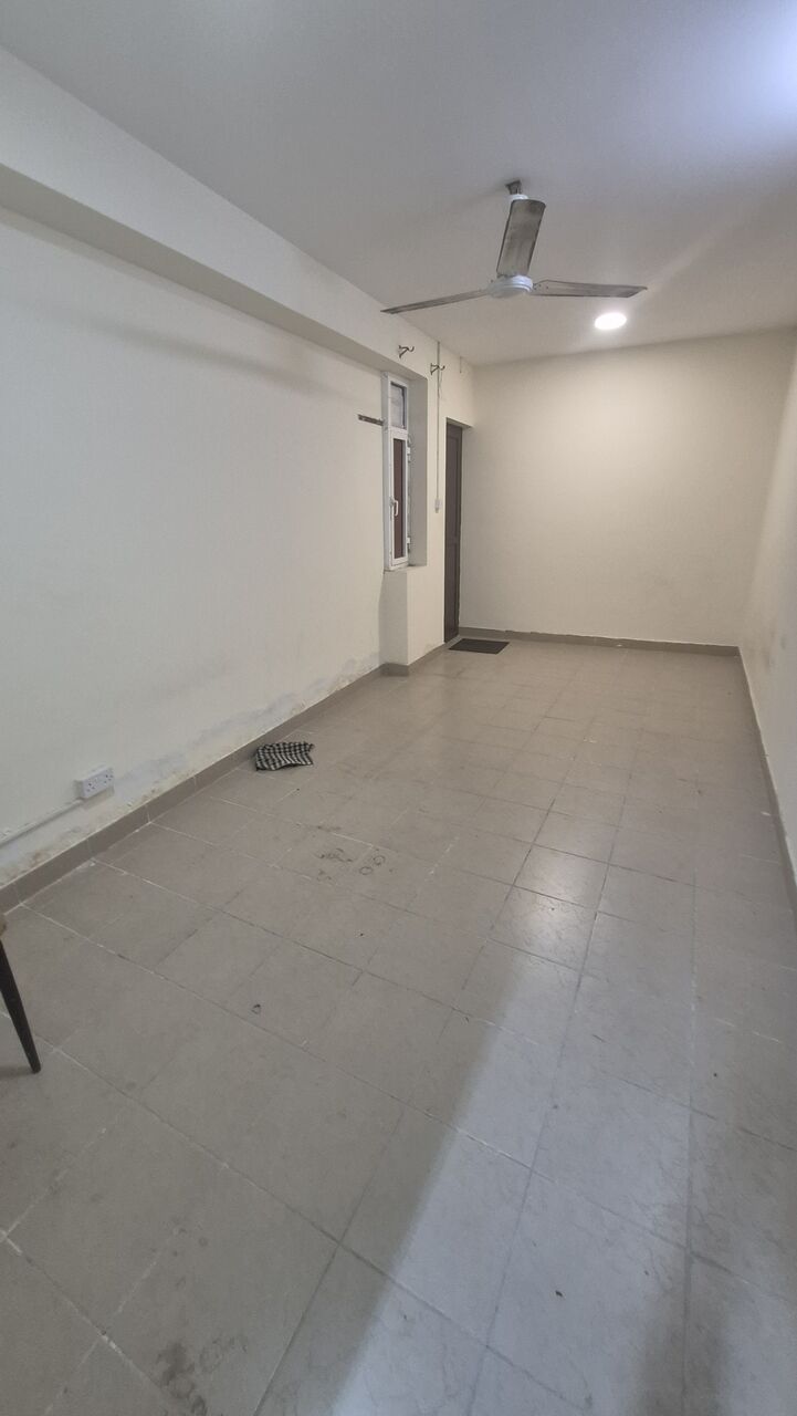 Manama, Apartments, Flats, Houses & Villas, BHD 140/month,  31 Sq. Meter,  Studio Flat For Rent