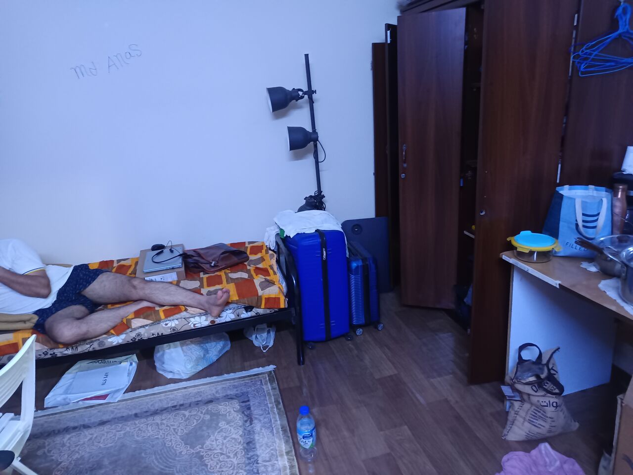 Al Mahjar, Housing Exchanges, SAR 900/month,  2 BR,  144 Sq. Meter,  One Room 12x12ft Price900+electricity One Room 8x8ft Price 500+electricity  Bed Share Pric