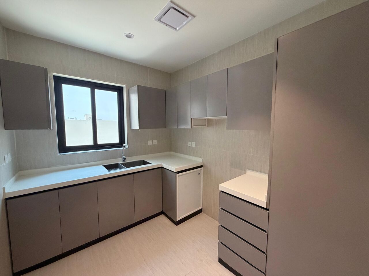 Khobar, Apartments, Flats, Houses & Villas, SAR 32500/year,  2 BR,  Family Apartment For Rent 200/14