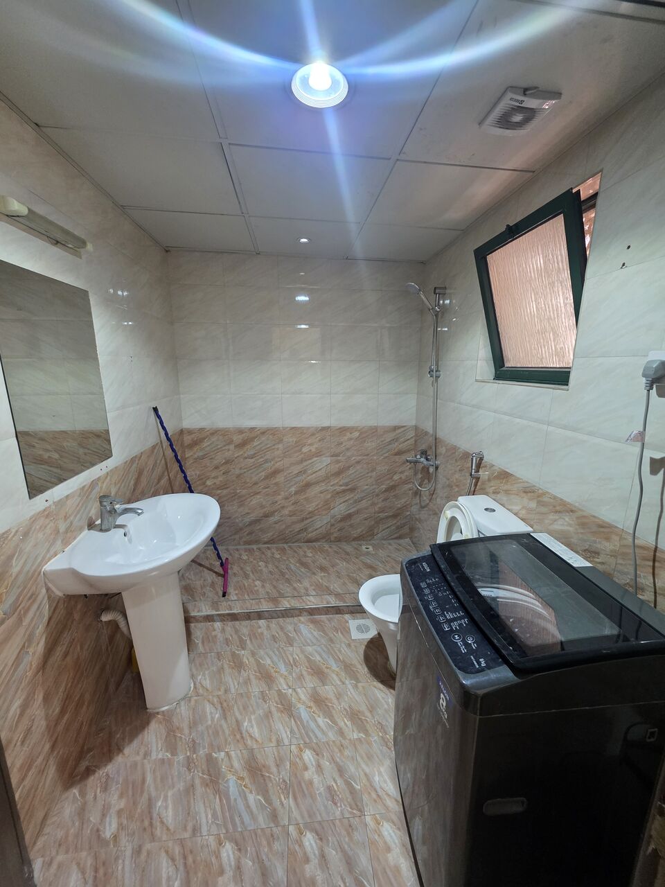 Hoora, Apartments, Flats, Houses & Villas, BHD 180/month,  Furnished,  1 BR,  - Very Neet Furnished 1 BHK Flat With Ewa & WiFi @180/BD In Hoora