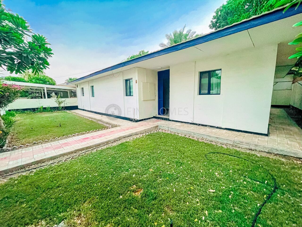 Riffa, Villas, BHD 400,  Backyard ! Private Garden ! Rare Compound Villa