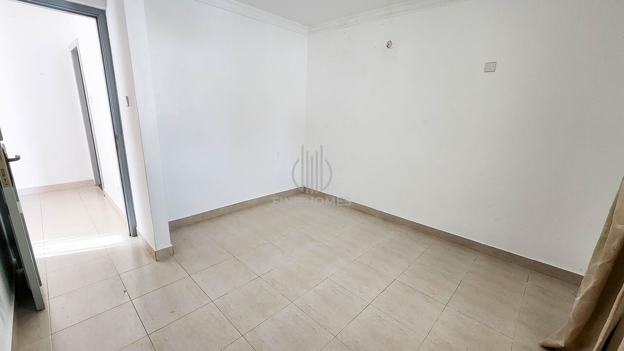Riffa, Villas, BHD 400,  Backyard ! Private Garden ! Rare Compound Villa
