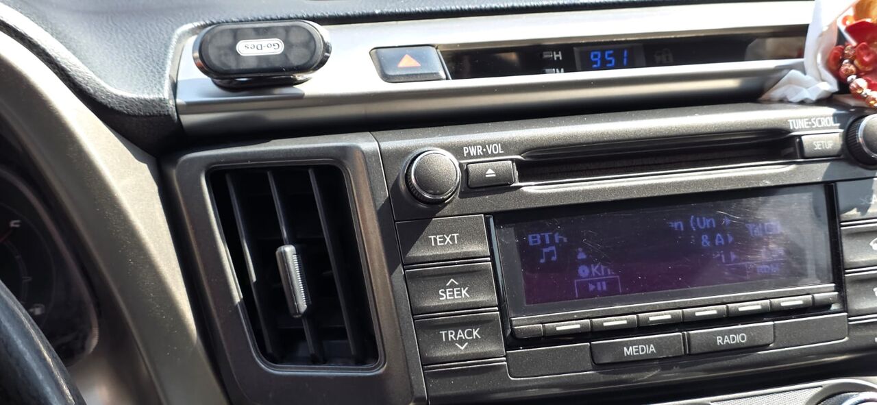 Riyadh, Vehicles, Cars & Trucks , SAR 39000,  Toyota RAV4,  2013,  Automatic,  327000 KM,