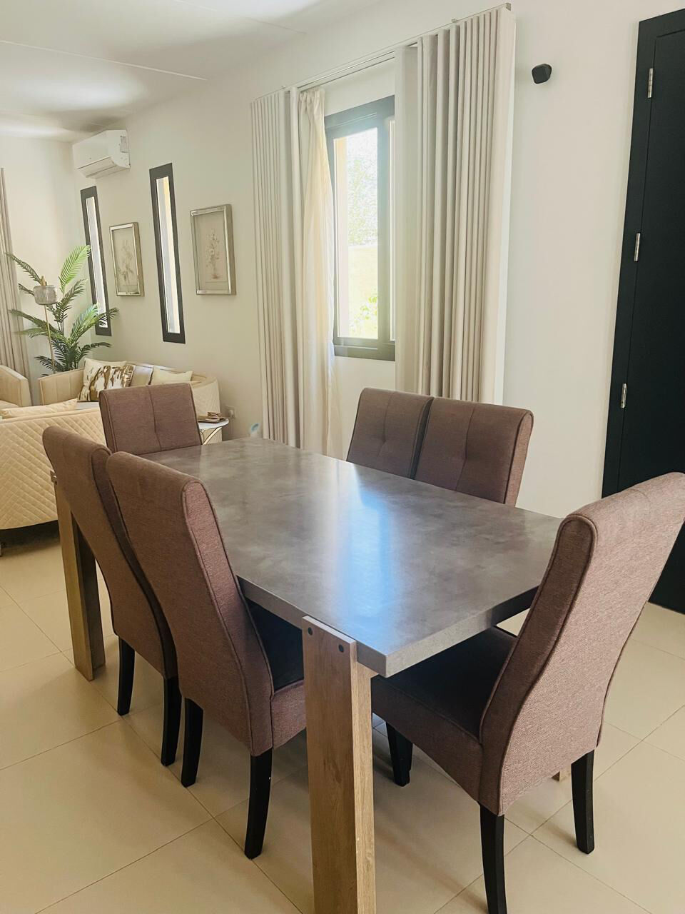 Riyadh, Furniture, SAR 550,  Dining Table With 6 Chairs - Home Box