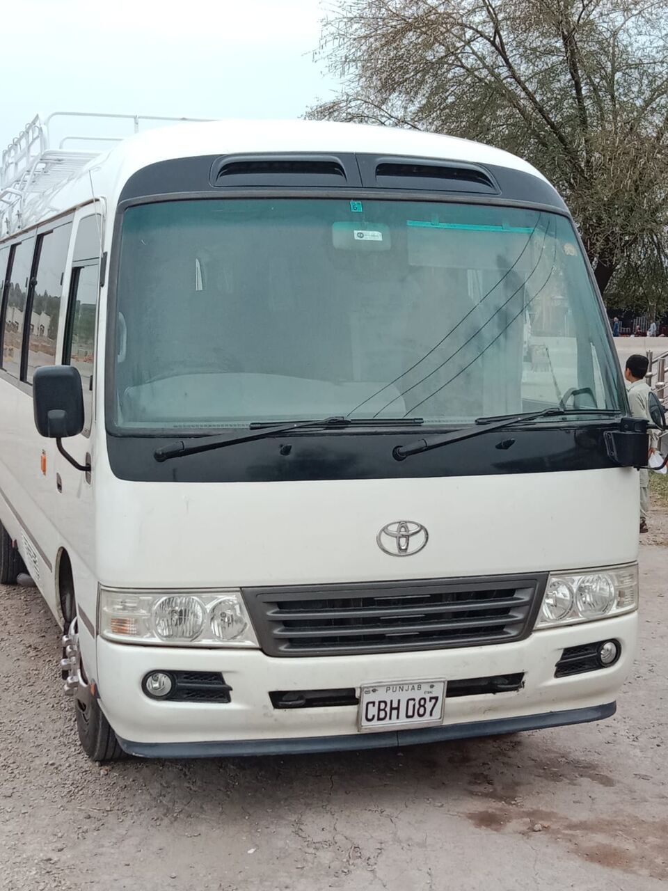 Islamabad, Travel, COASTER FOR RENT IN ISLAMABAD AIRPORT.