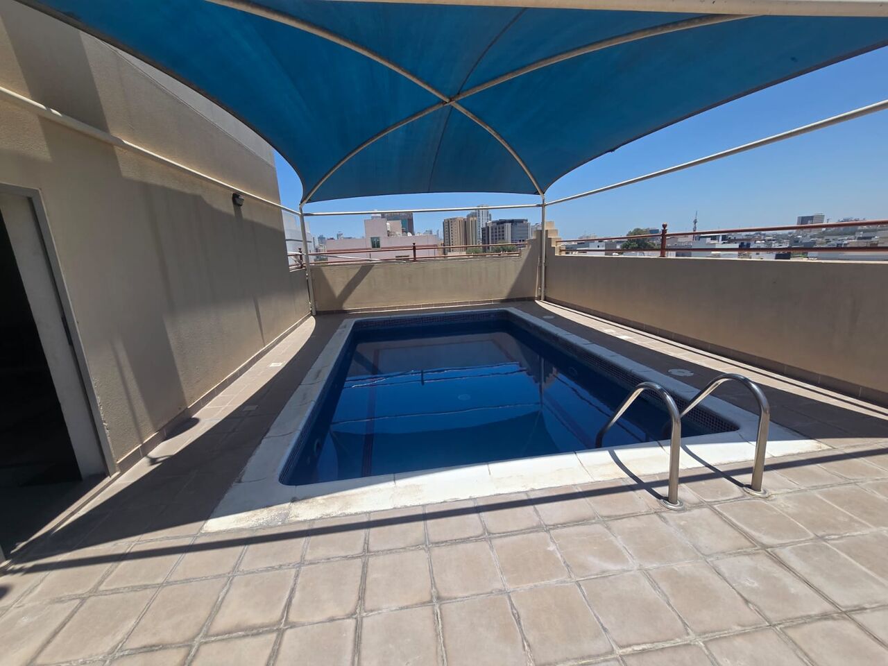 Adliya, Apartments, Flats, Houses & Villas, BHD 360/month,  Furnished,  2 BR,  Beautiful/Spacious/Family Apartment