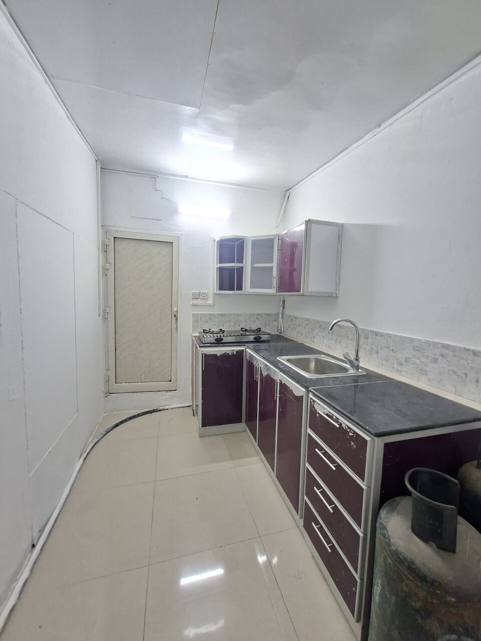 Gudaibiya, Apartments, Flats, Houses & Villas, BHD 190/month,  Furnished,  1 BR,  Fully Furnished 1 Bhk With Unlimited Ewa In Gudaibiya,Neat & Clean Flat @ 35547951