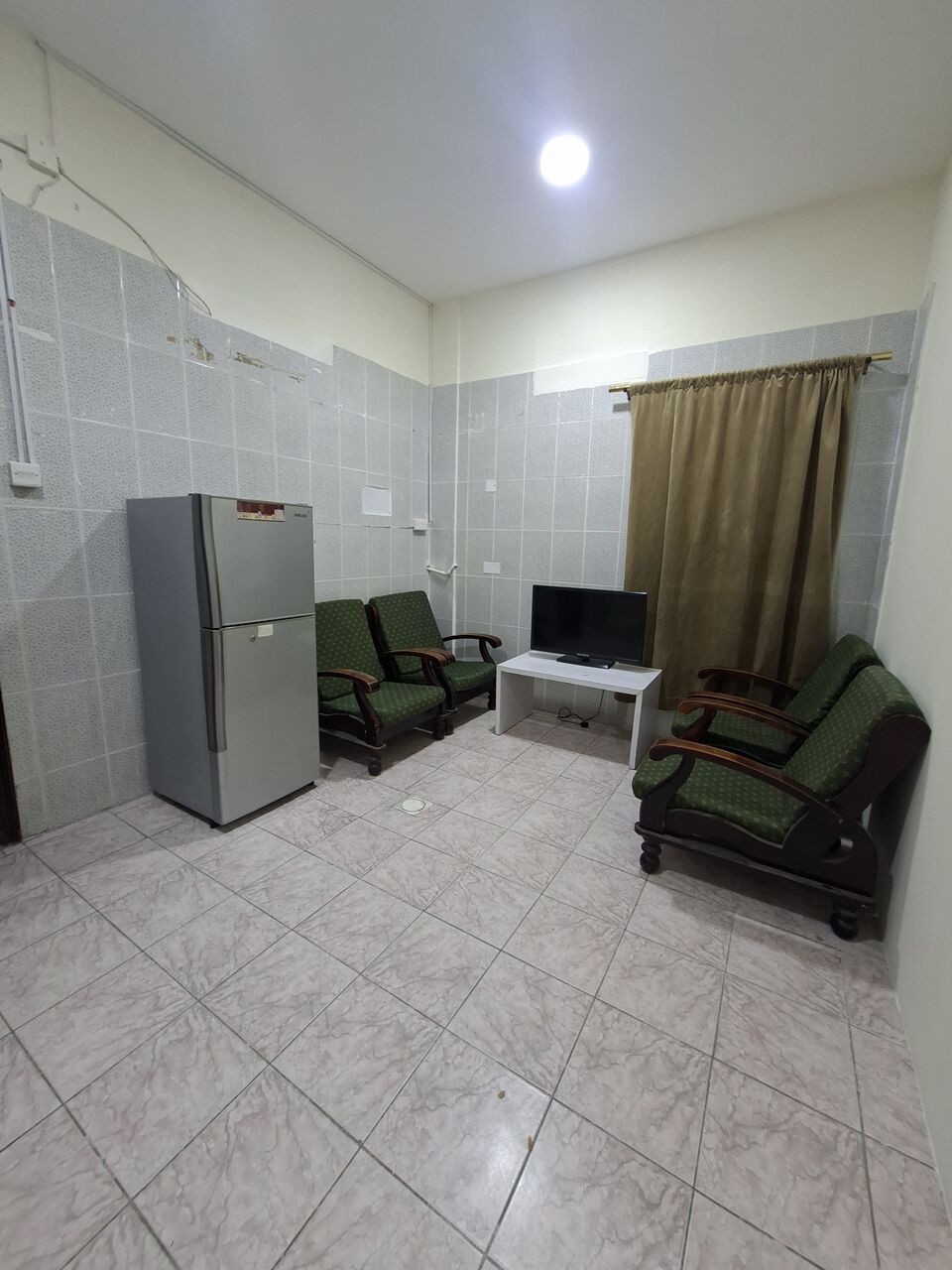 Gudaibiya, Apartments, Flats, Houses & Villas, BHD 190/month,  Furnished,  1 BR,  Fully Furnished 1 Bhk With Unlimited Ewa In Gudaibiya,Neat & Clean Flat @ 35547951