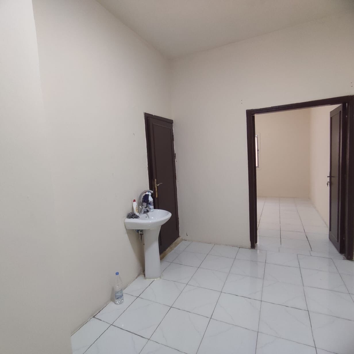 Al Wizarat, Rooms for Rent, SAR 1300/month,  Room Available For Bachelor Or Small Family