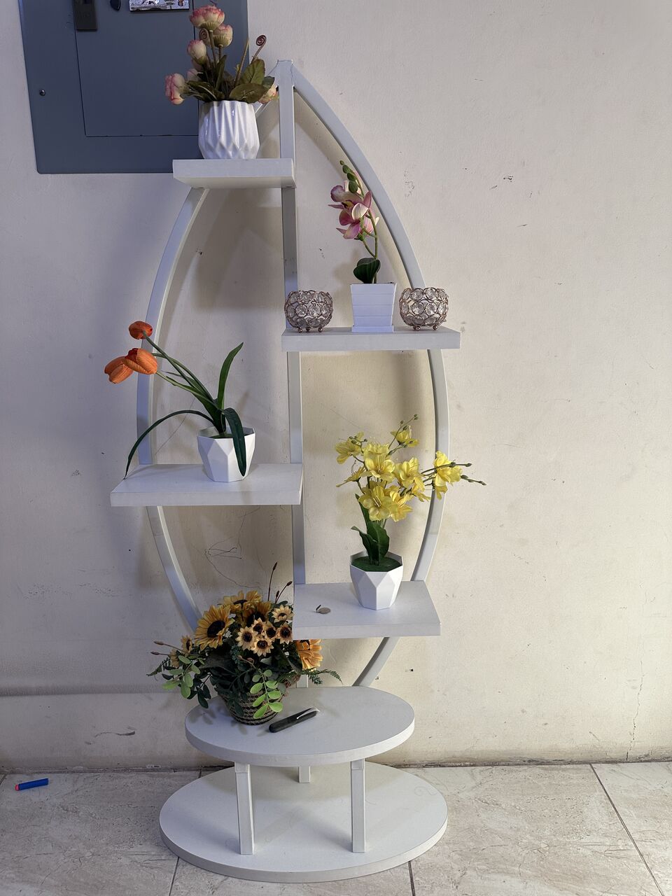 Jubail, Household Items, SAR 550,  Sofa Cum Bed, Maple Plant Stand, Book Shelf