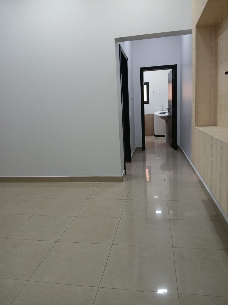 Tubli, Apartments, Flats, Houses & Villas, BHD 220/month,  2 BR,  Semi Furnished Apartment Available In Tubli Without EWA (Tubli 01)