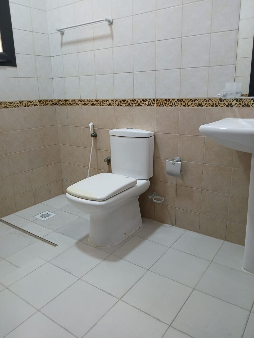 Tubli, Apartments, Flats, Houses & Villas, BHD 220/month,  2 BR,  Semi Furnished Apartment Available In Tubli Without EWA (Tubli 01)