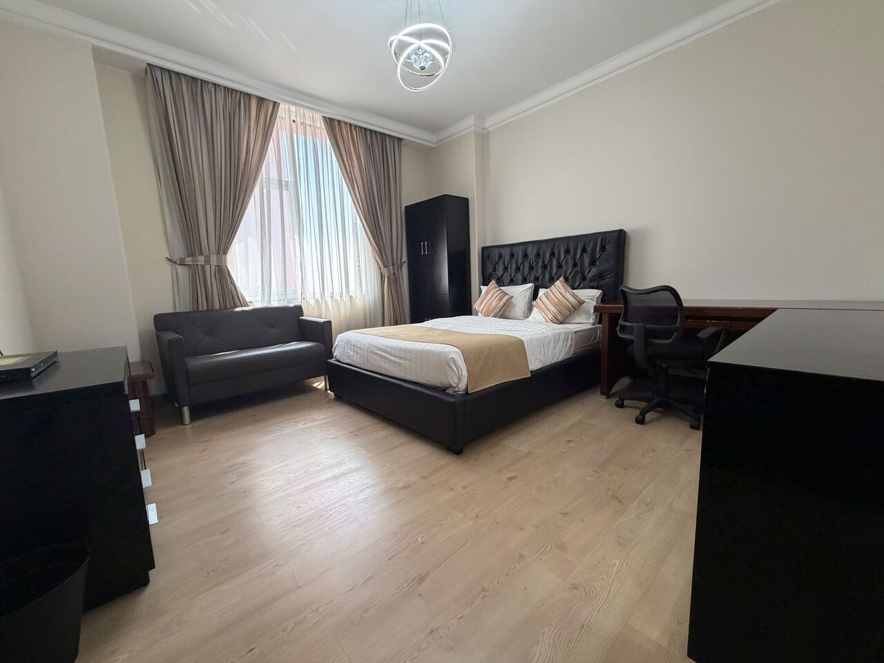 Juffair, Apartments, Flats, Houses & Villas, BHD 650/month,  Furnished,  3 BR,  Apartment For Rent In Juffair | Cinema | Pool, Gym & Sauna