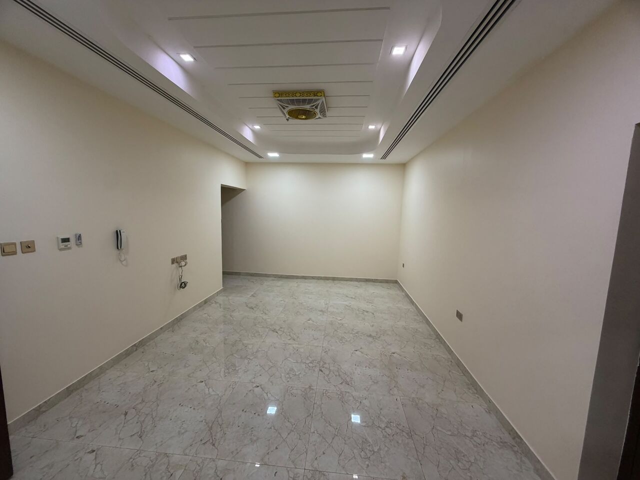 Tubli, Apartments, Flats, Houses & Villas, BHD 250/month,  3 BR,  Semi Furnished Apartment Available In Tubli Without EWA (Tubli 06)