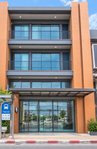 Bangkok, Villas, THB 22999,  22 Sq. Feet,  คลินิกความงาม อาคาร3.5 ชั้น ให้เช่าทำ