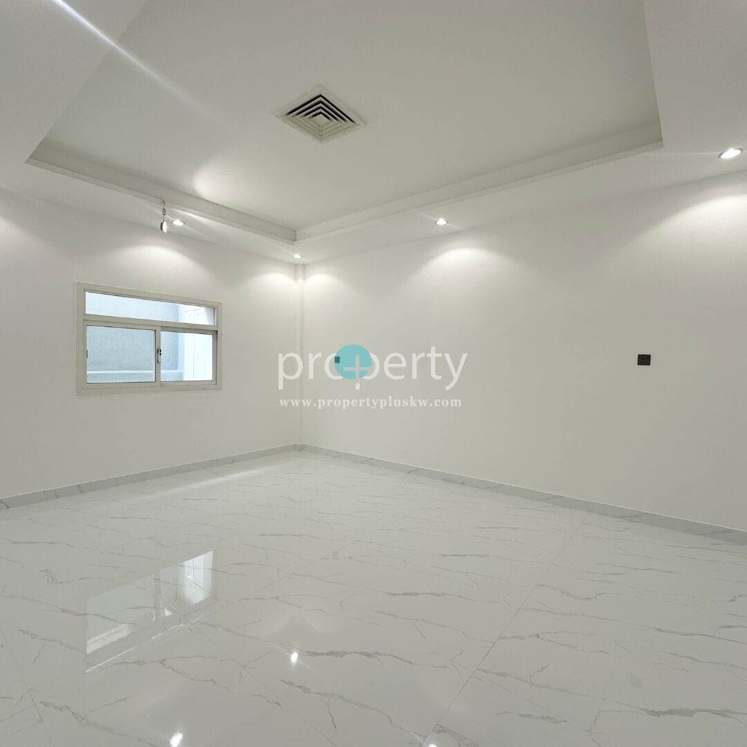 Kuwait City, Villas, KWD 2800,  Spacious Renovated Villa Rent In Qortuba