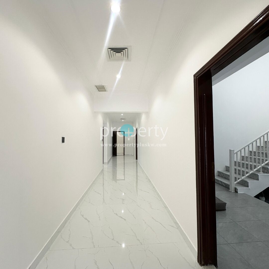 Kuwait City, Villas, KWD 2800,  Spacious Renovated Villa Rent In Qortuba