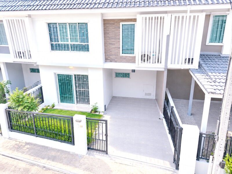 Bangkok, Villas, THB 9899,  17 Sq. Feet,  ใกล้ Lotus�s ศาลายา 400 ม. Toyota นครปฐม ทาวน์เฮ้าส์ 3 