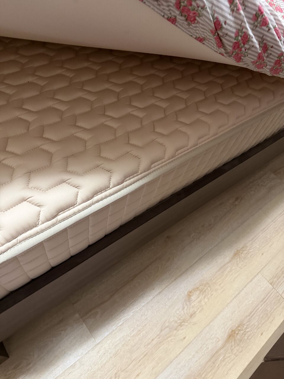 Manama, Furniture, BHD 250,  King Size Bed + Mattress