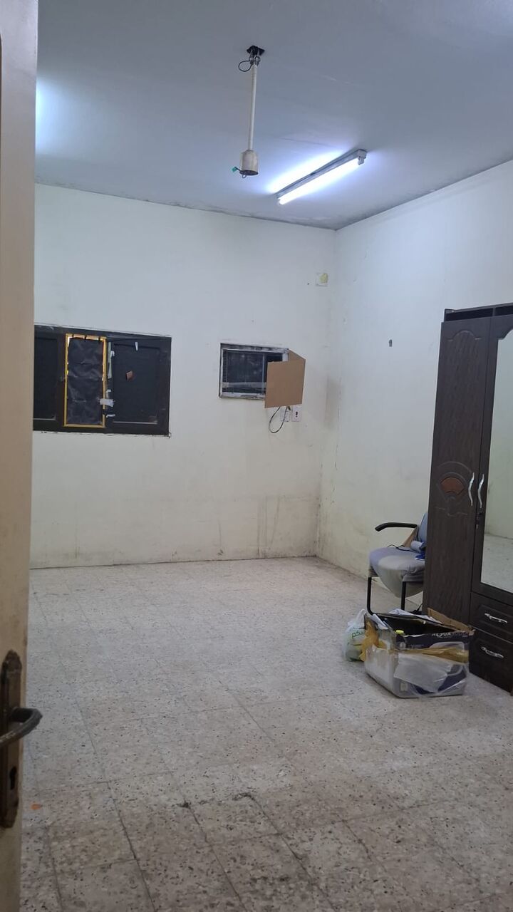 Al Qurayyat, Rooms for Rent, SAR 300/month,  🏠 Executive Bachelor Male Room With Bath For Rent – Al-Qurayyat , Al-Jouf, Aziziah