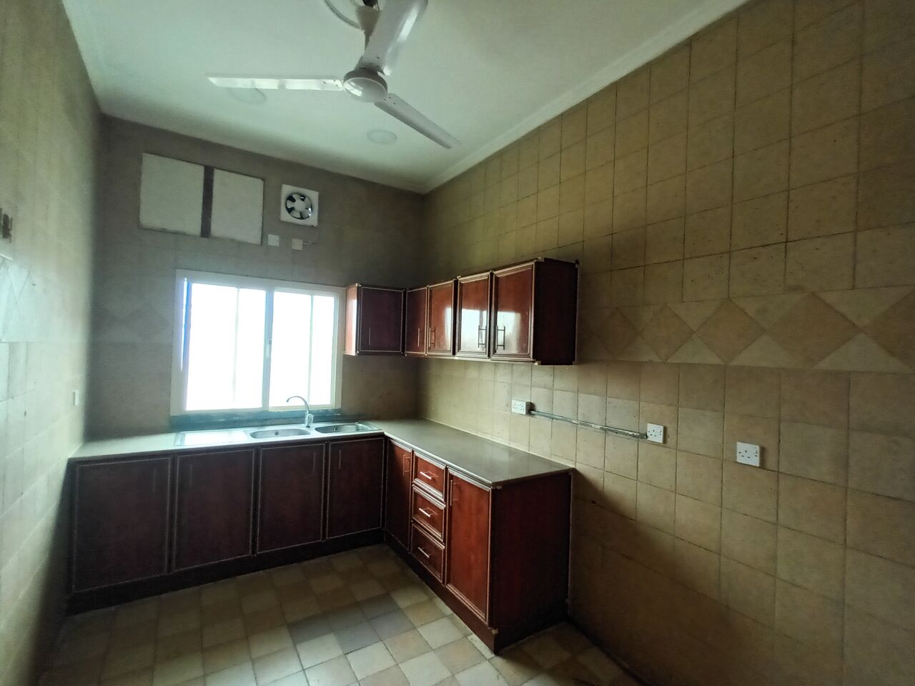 Jid Ali, Apartments, Flats, Houses & Villas, BHD 150/month,  2 BR,  120 Sq. Meter,  2 Bedroom Flat For Rent In Jid Ali