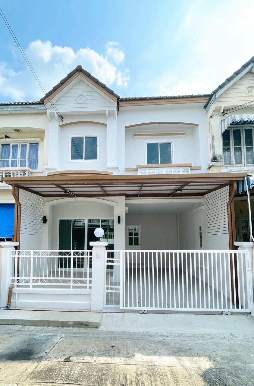 Bangkok, Real Estate For Sale, THB 2090000,  3 BR,  20 Sq. Feet,  ขายด่วน! ทาวน์เฮาส์ 2 ชั้น หมู่บ้านบ