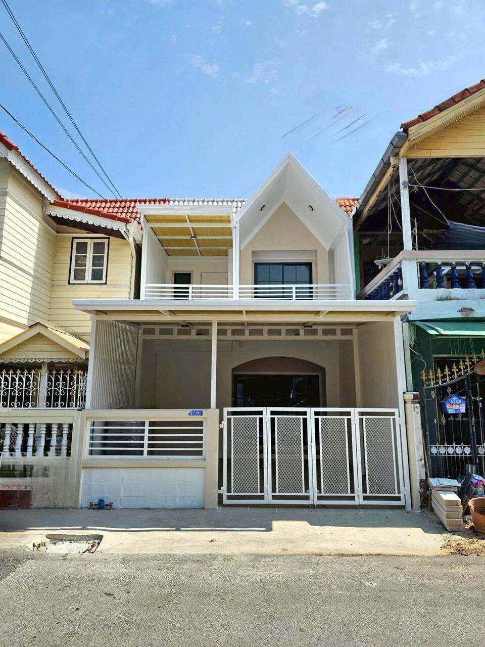Bangkok, Real Estate For Sale, THB 2290000,  3 BR,  20 Sq. Feet,  ขายด่วน! ทาวน์เฮาส์ 2 ชั้น หมู่บ้านบ