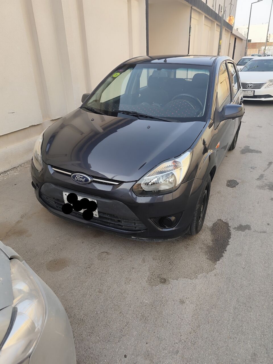 Riyadh, Vehicles, Cars & Trucks , SAR 12500,  Ford Fiesta,  2013,  Manual,  156268 KM,  Ford Figo