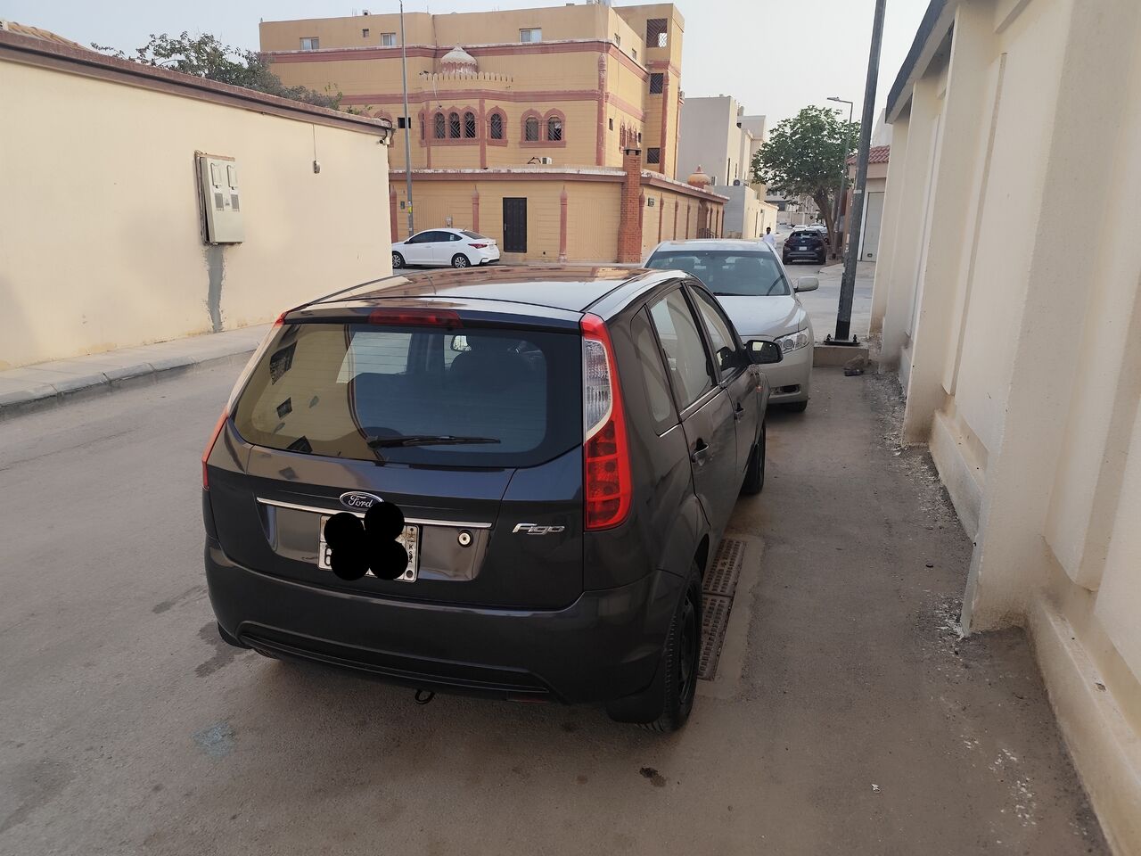 Riyadh, Vehicles, Cars & Trucks , SAR 12500,  Ford Fiesta,  2013,  Manual,  156268 KM,  Ford Figo