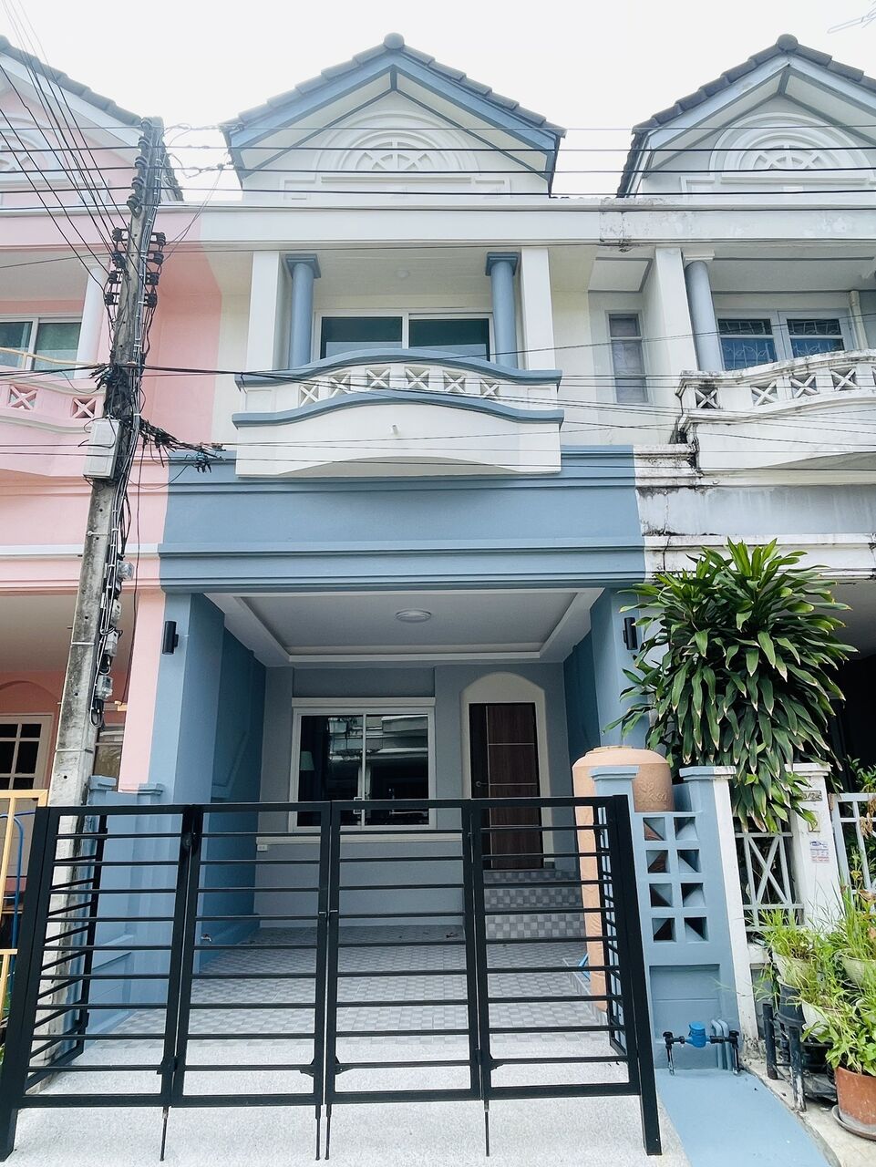 Bangkok, Real Estate For Sale, THB 1890000,  2 BR,  18 Sq. Feet,  ขายด่วน! ทาวน์เฮาส์ 2 ชั้น หมู่บ้านน
