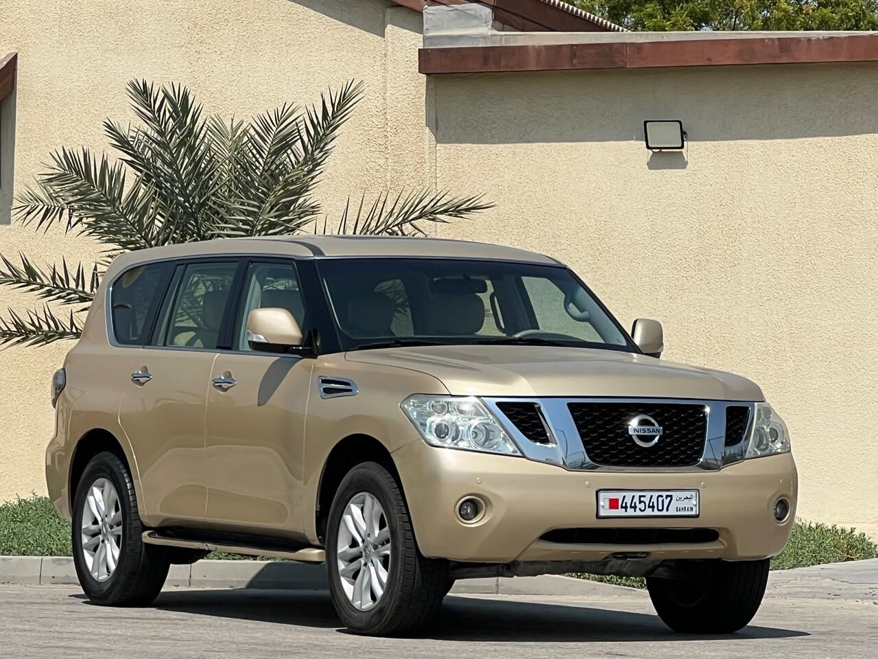 East Riffa, Vehicles, Cars & Trucks , BHD 4900,  NISSAN PATROL SE,  2012,  Automatic,  266000 KM,   MODEL  FOR SALE