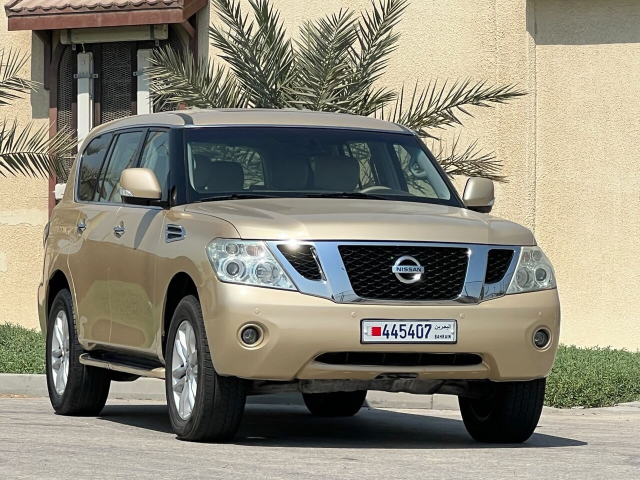 East Riffa, Vehicles, Cars & Trucks , BHD 4900,  NISSAN PATROL SE,  2012,  Automatic,  266000 KM,   MODEL  FOR SALE