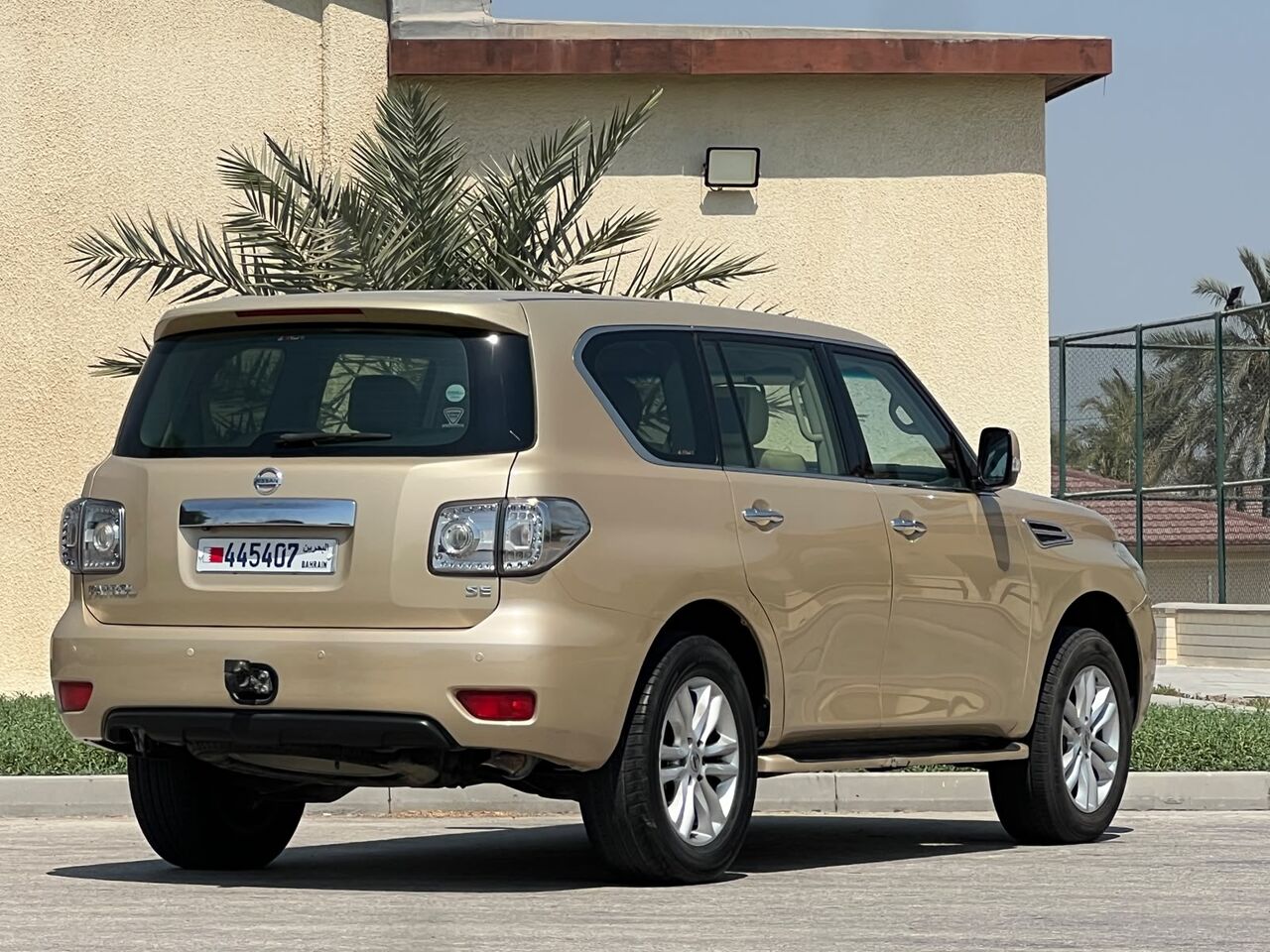 East Riffa, Vehicles, Cars & Trucks , BHD 4900,  NISSAN PATROL SE,  2012,  Automatic,  266000 KM,   MODEL  FOR SALE