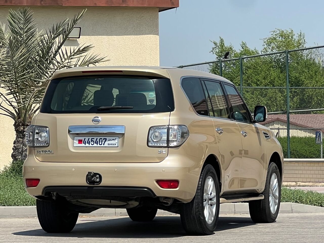 East Riffa, Vehicles, Cars & Trucks , BHD 4900,  NISSAN PATROL SE,  2012,  Automatic,  266000 KM,   MODEL  FOR SALE
